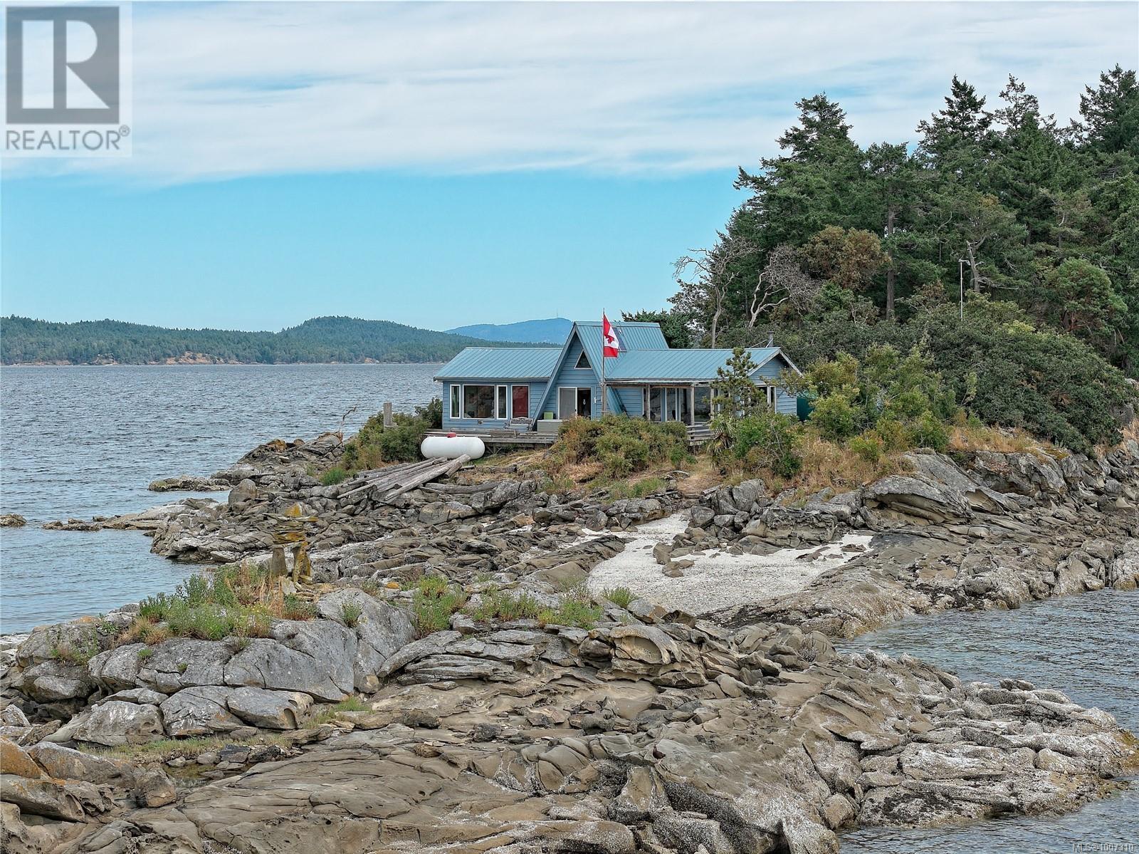 Lot A Twilight Island, Salt Spring