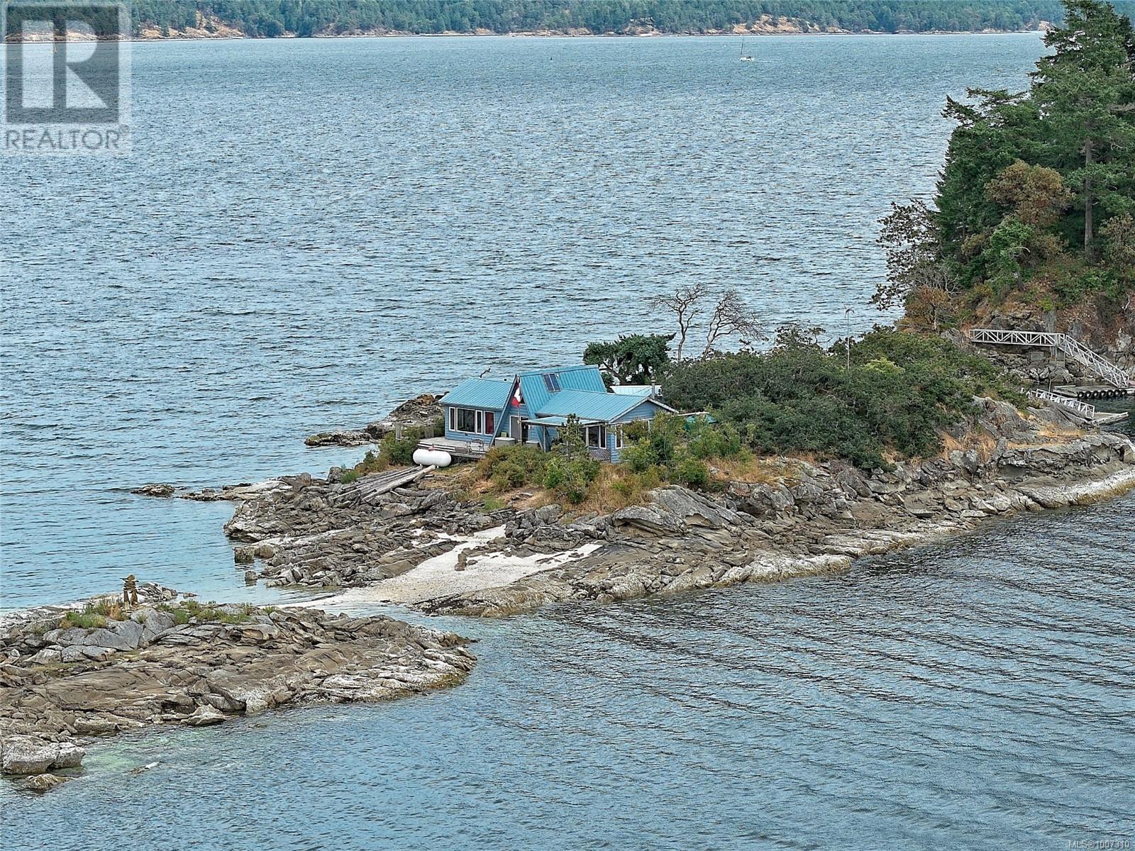 Lot A Twilight Island, Salt Spring