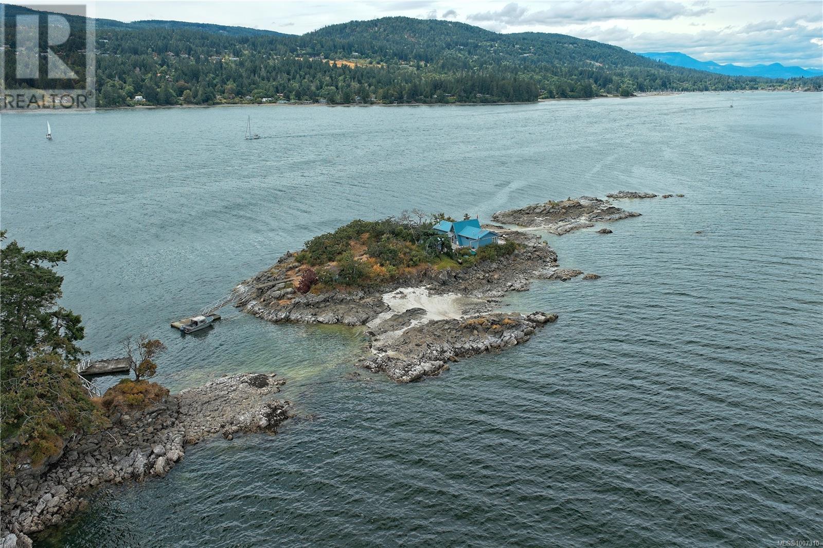 Lot A Twilight Island, Salt Spring