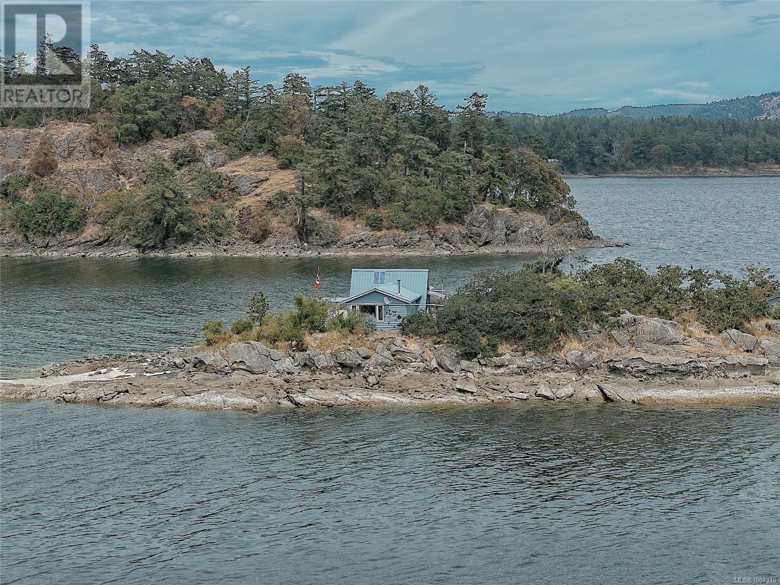 Lot A Twilight Island, Salt Spring