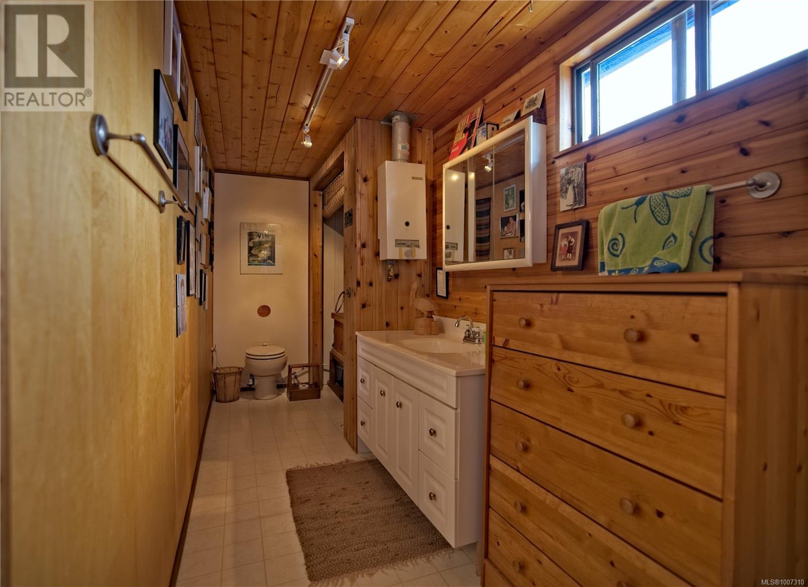 Lot A Twilight Island, Salt Spring