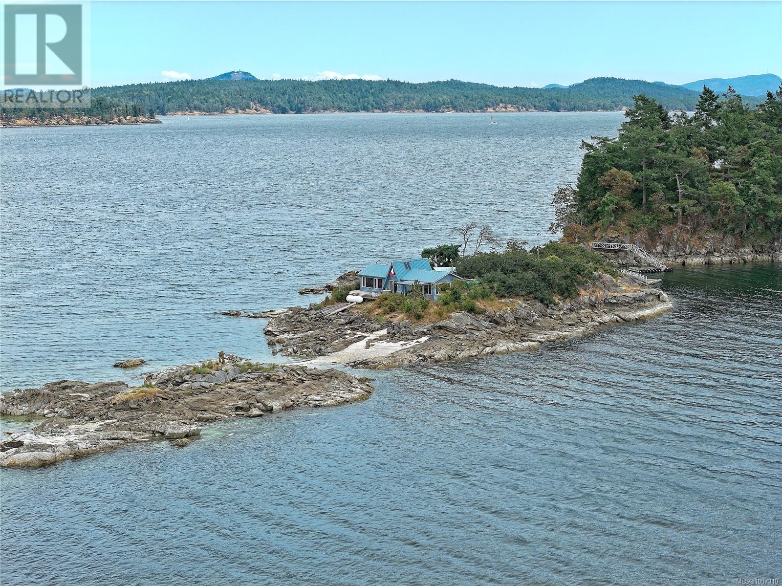 Lot A Twilight Island, Salt Spring