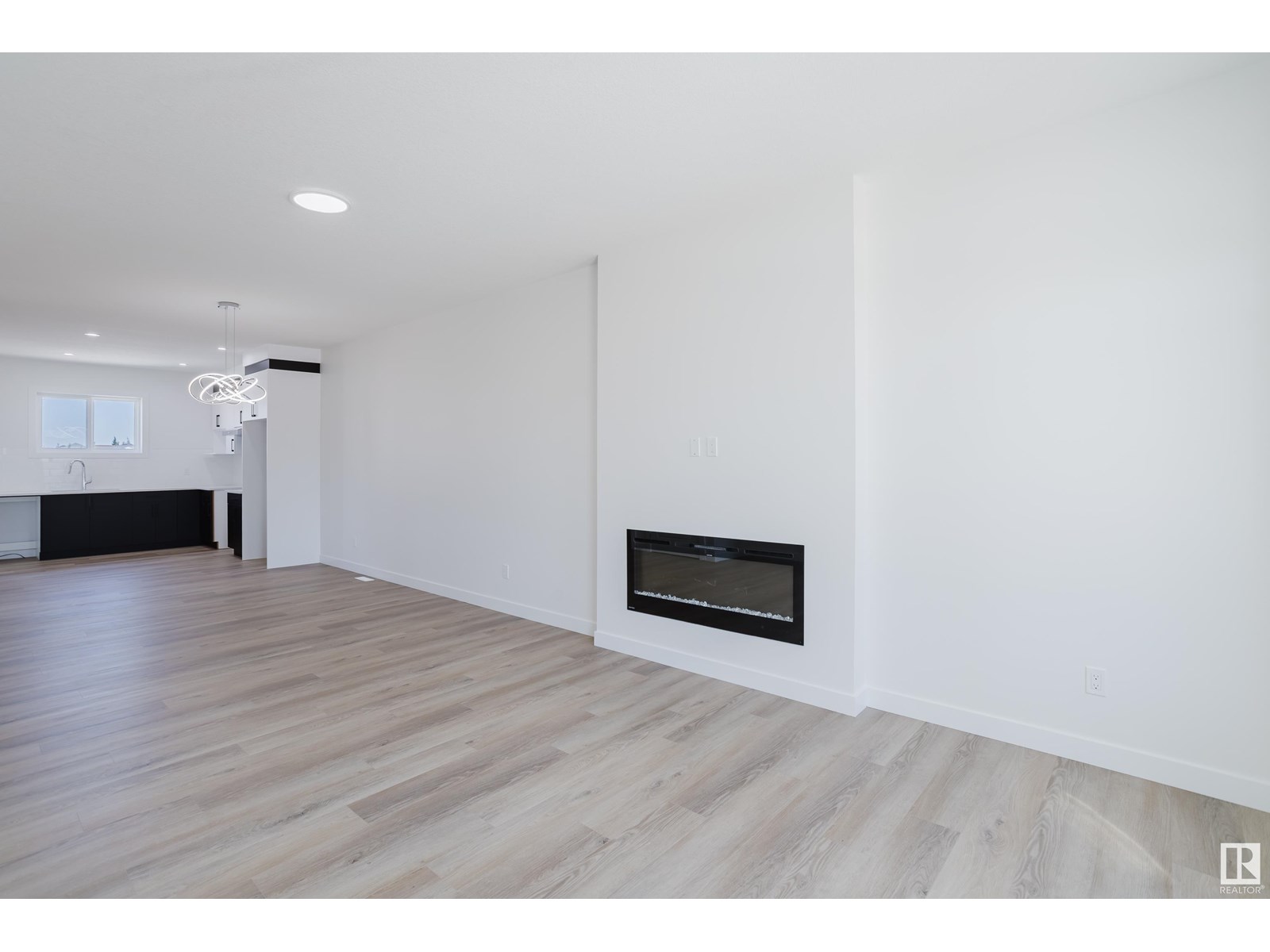 Photo 9 of 261 Munn Wy, Leduc AB