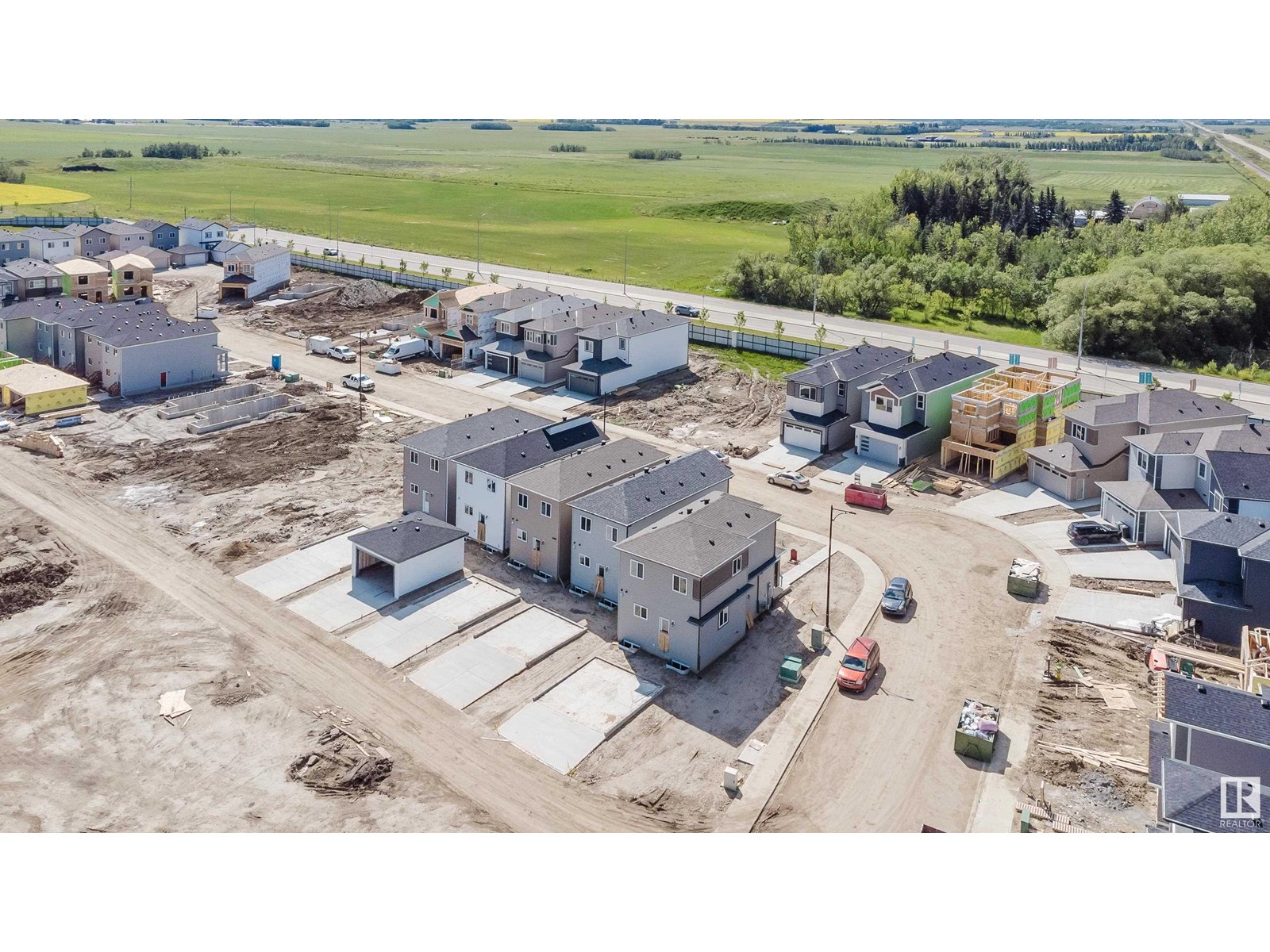 Photo 51 of 261 Munn Wy, Leduc AB