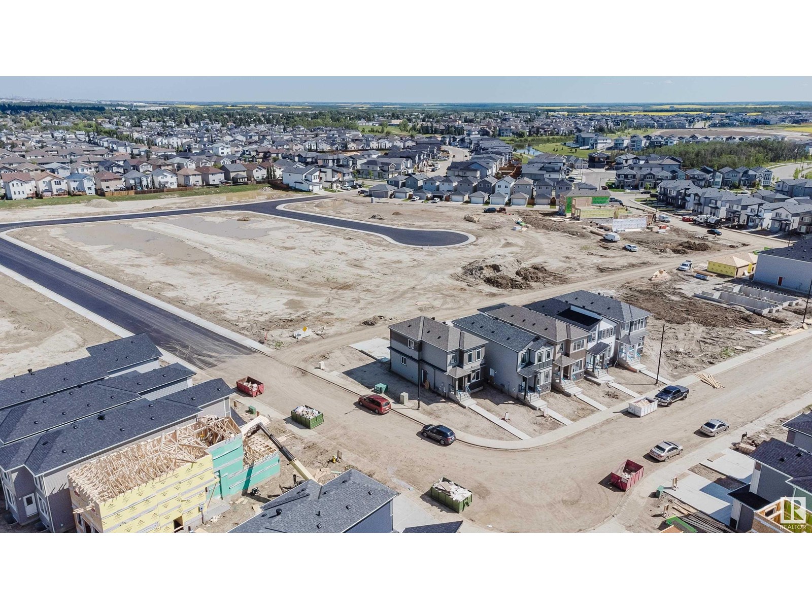 Photo 52 of 261 Munn Wy, Leduc AB