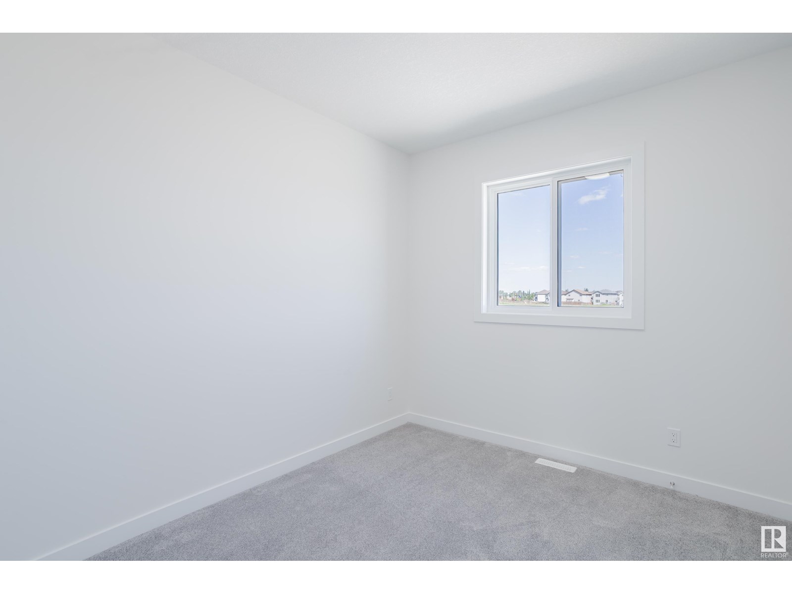 Photo 36 of 261 Munn Wy, Leduc AB