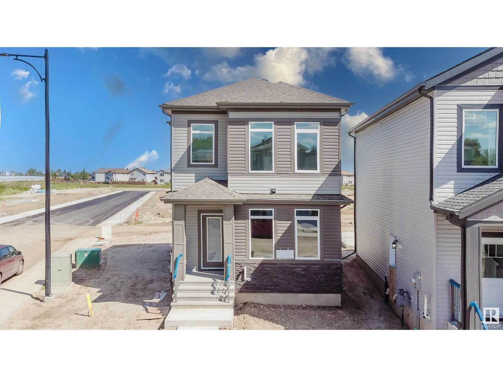 Photo 2 of 261 Munn Wy, Leduc AB