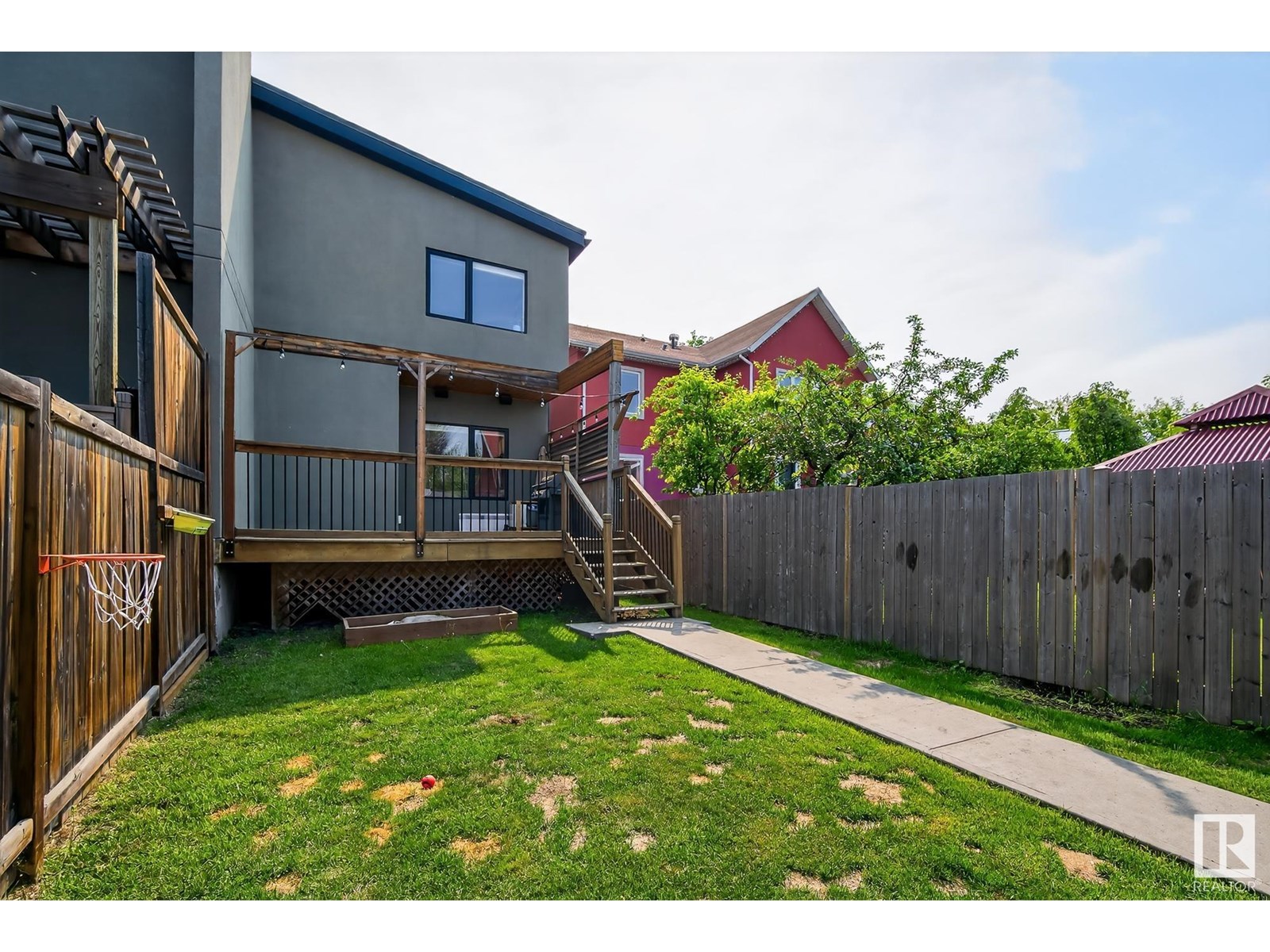 Photo 34 of 10462 144 St Nw, Edmonton AB