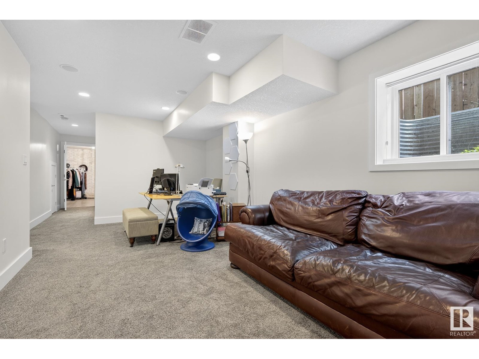 Photo 28 of 10462 144 St Nw, Edmonton AB