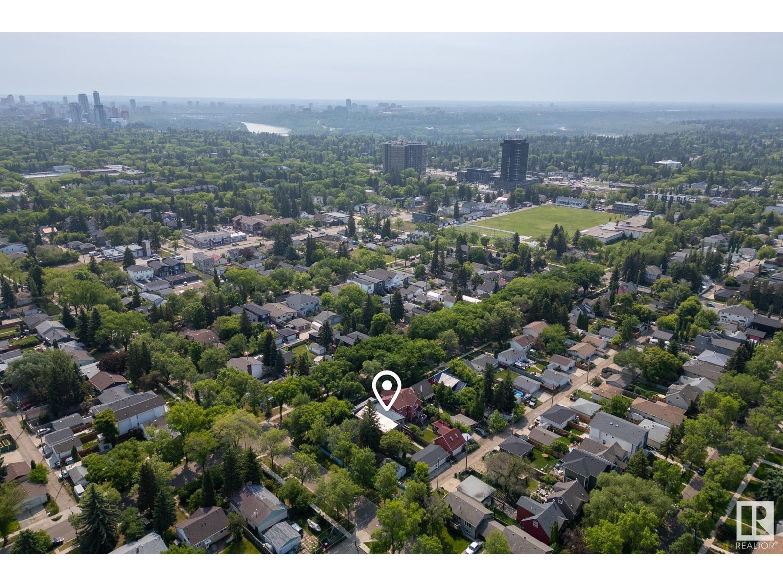 Photo 37 of 10462 144 St Nw, Edmonton AB