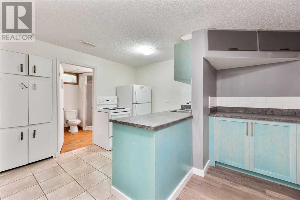 Single Family House Bungalow for Sale in   Avenue NW Montgomery Calgary 