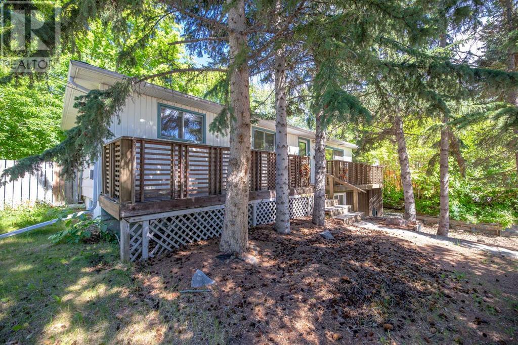 Single Family House Bungalow for Sale in   Avenue NW Montgomery Calgary 