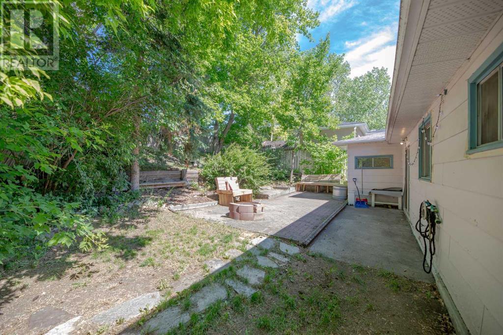 Single Family House Bungalow for Sale in   Avenue NW Montgomery Calgary 