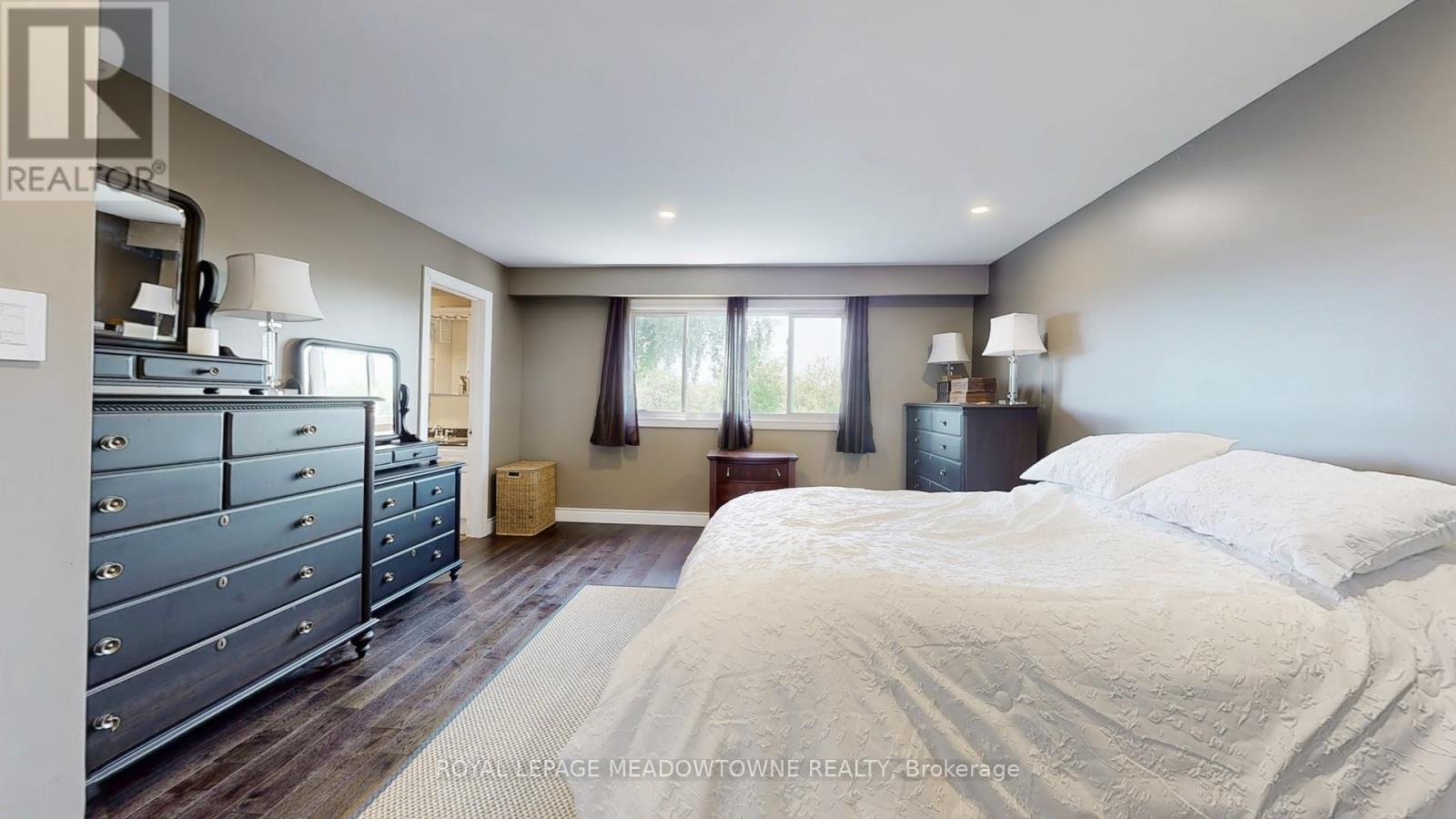 Photo 14 of 1453 Milburough Line, Hamilton ON