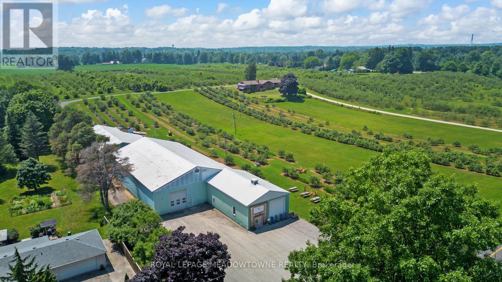 Photo 5 of 1453 Milburough Line, Hamilton ON