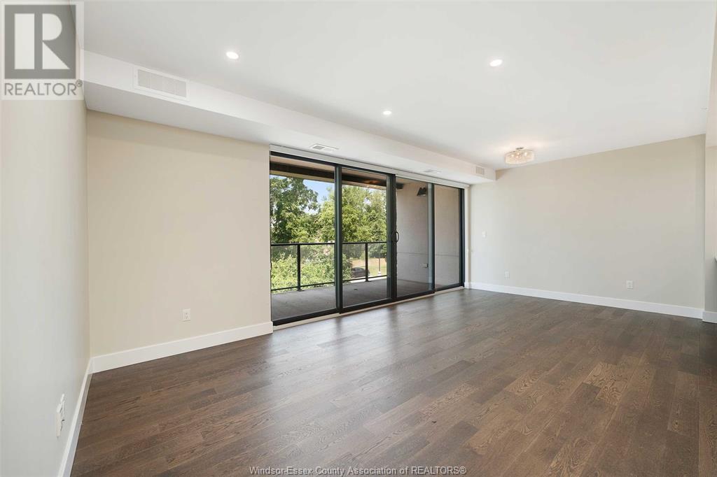 Photo 6 of 140 Main Street East Unit 309, Kingsville ON