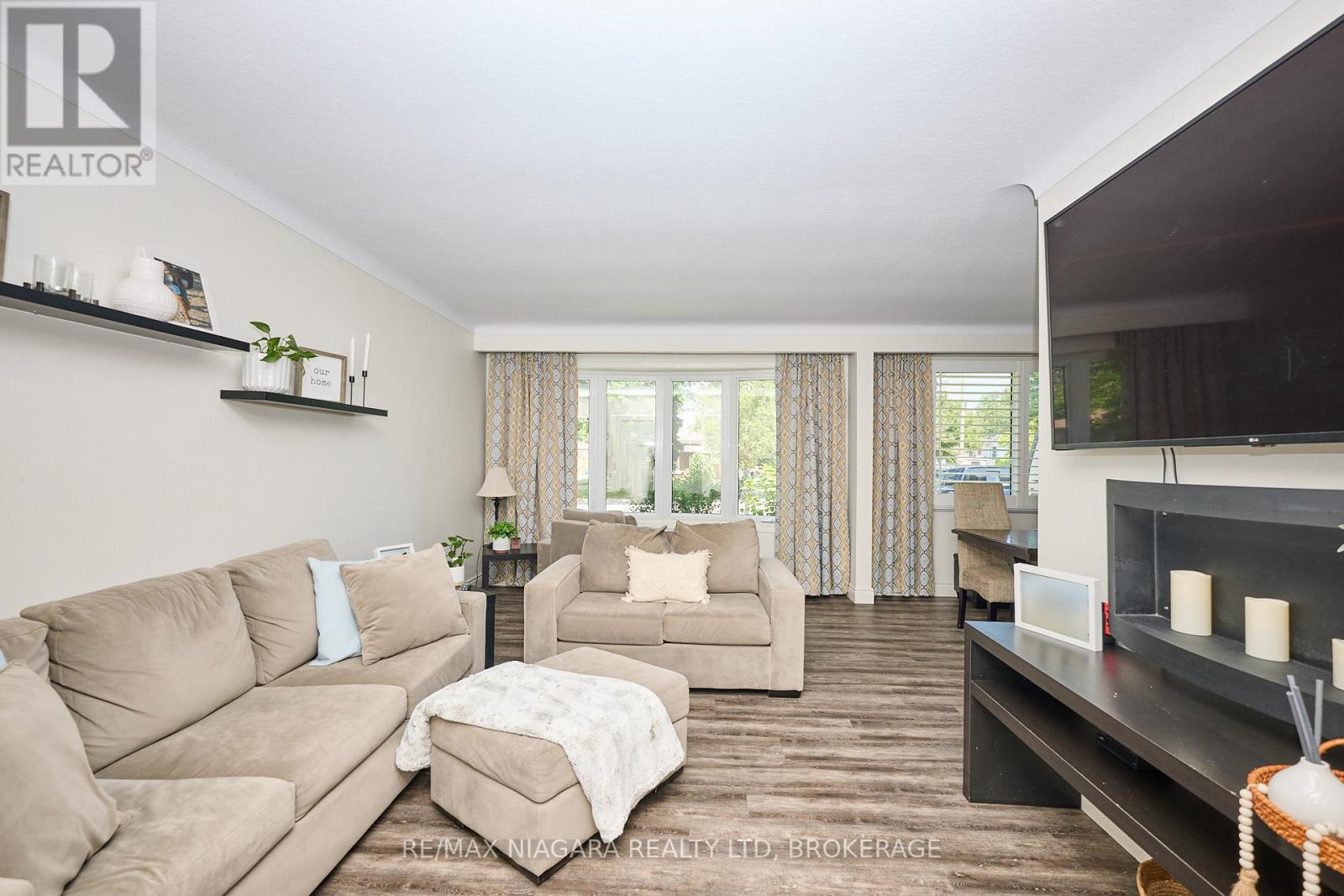 Photo 29 of 7 Crescentwood Drive, St Catharines ON