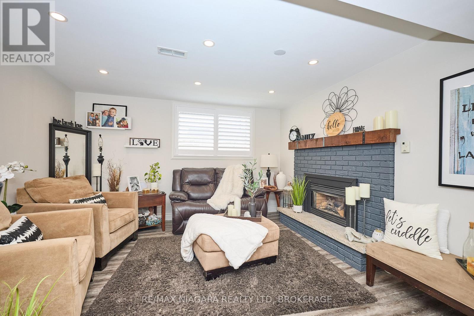 Photo 24 of 7 Crescentwood Drive, St Catharines ON