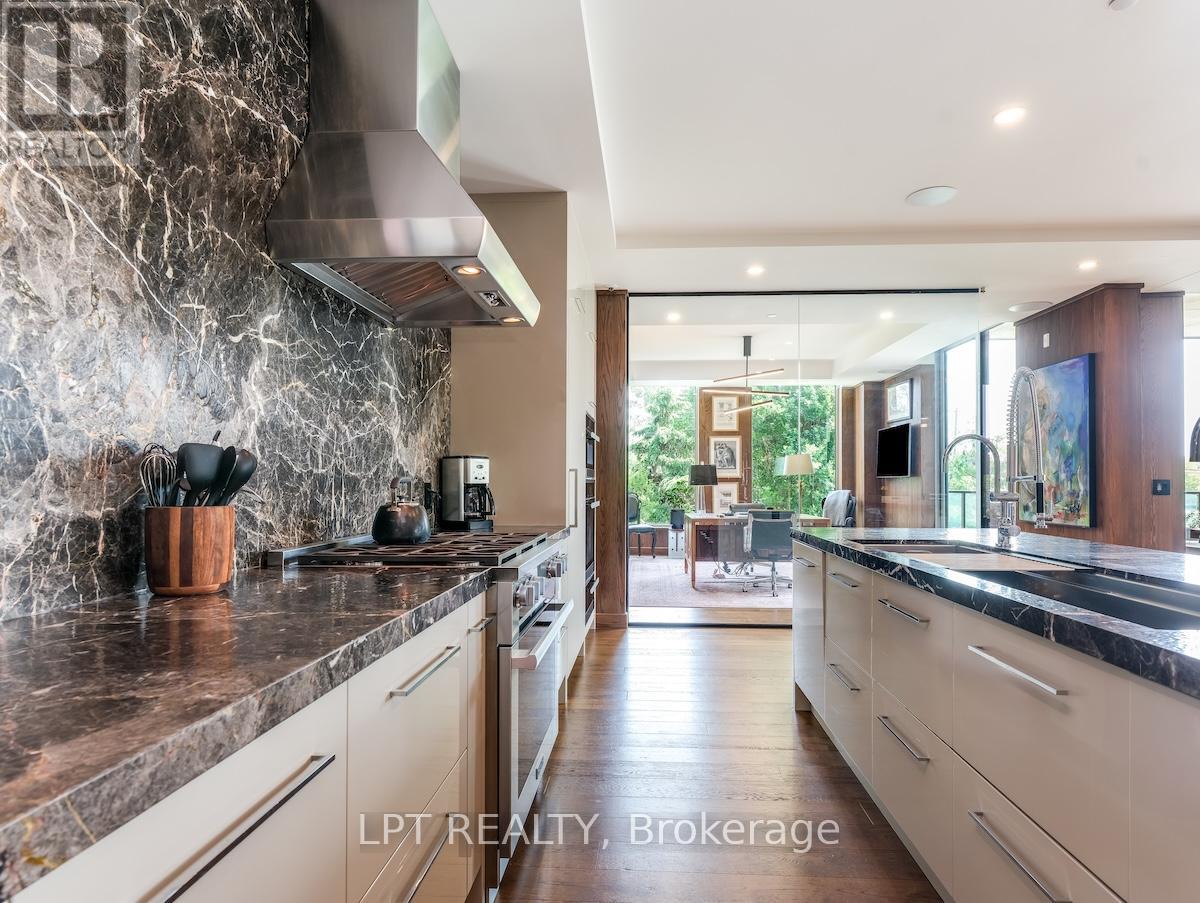 Photo 42 of 205 1 Fifth Avenue, Ottawa ON