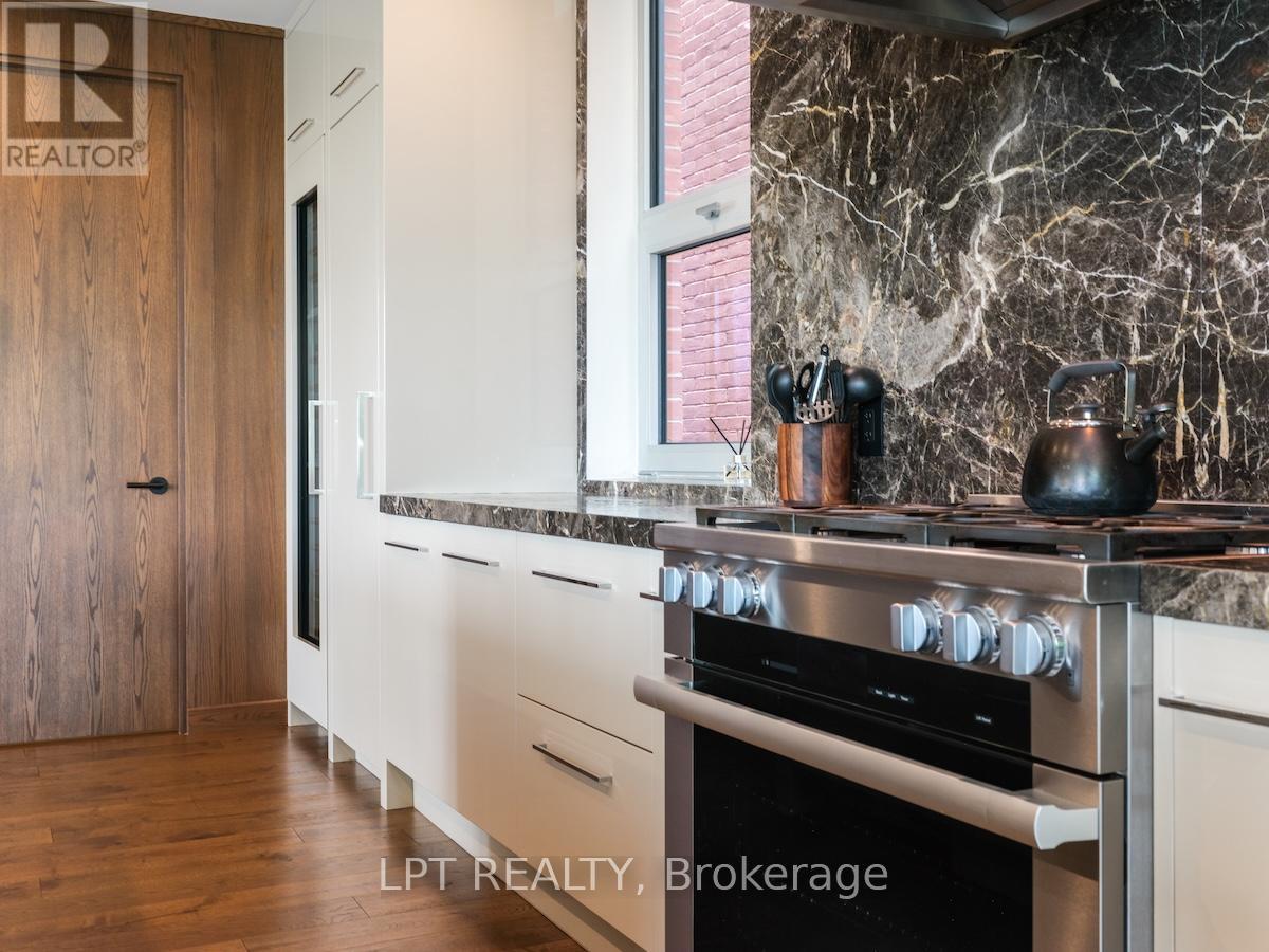 Photo 27 of 205 1 Fifth Avenue, Ottawa ON