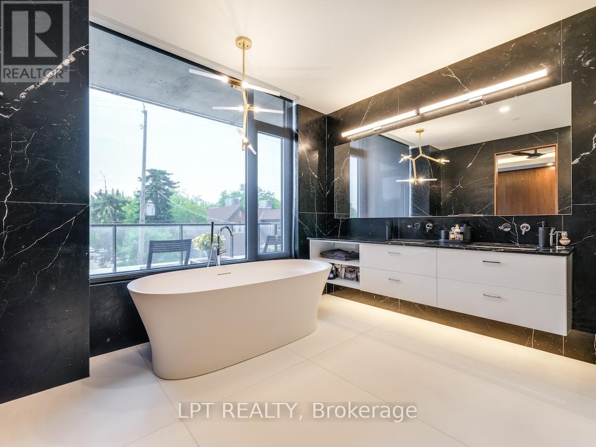 Photo 10 of 205 1 Fifth Avenue, Ottawa ON
