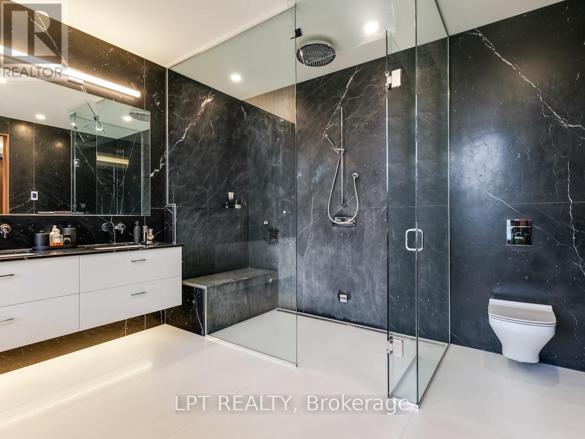 Photo 40 of 205 1 Fifth Avenue, Ottawa ON