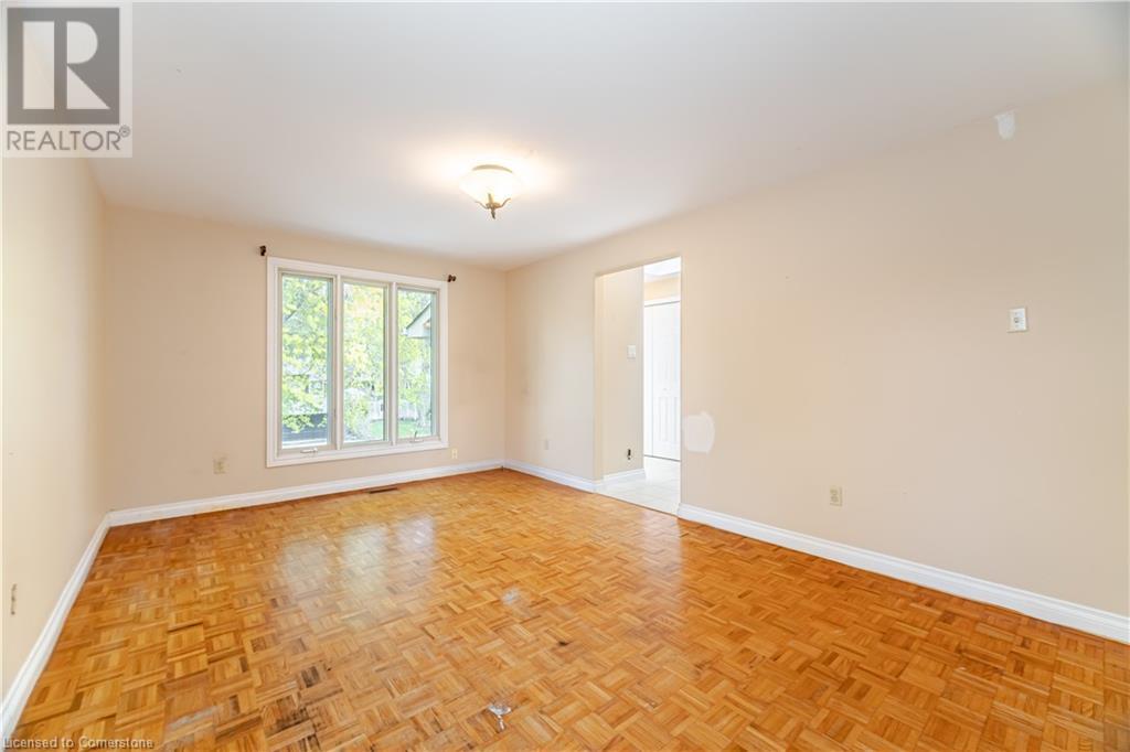 Photo 22 of 204 Arichat Road, Oakville ON