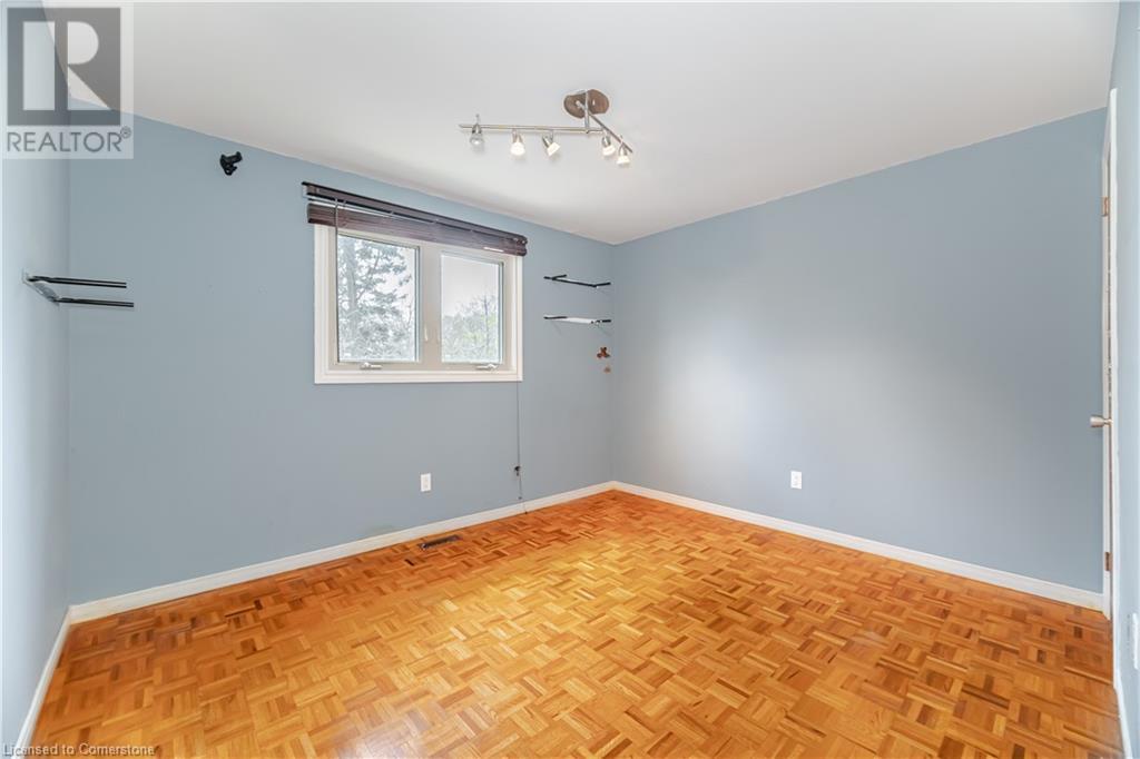 Photo 26 of 204 Arichat Road, Oakville ON