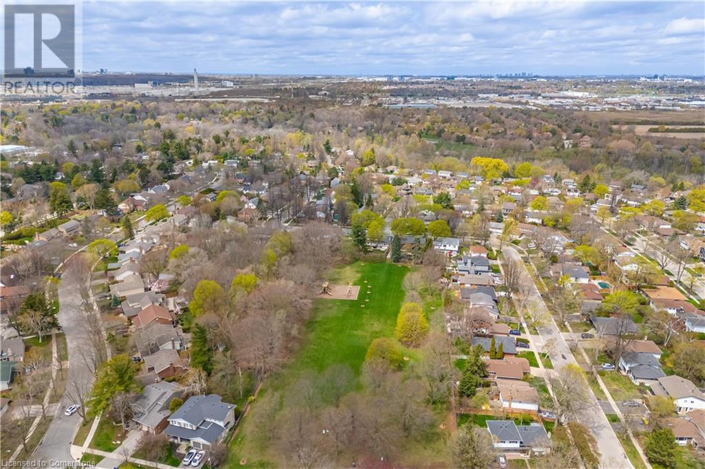 Photo 47 of 204 Arichat Road, Oakville ON