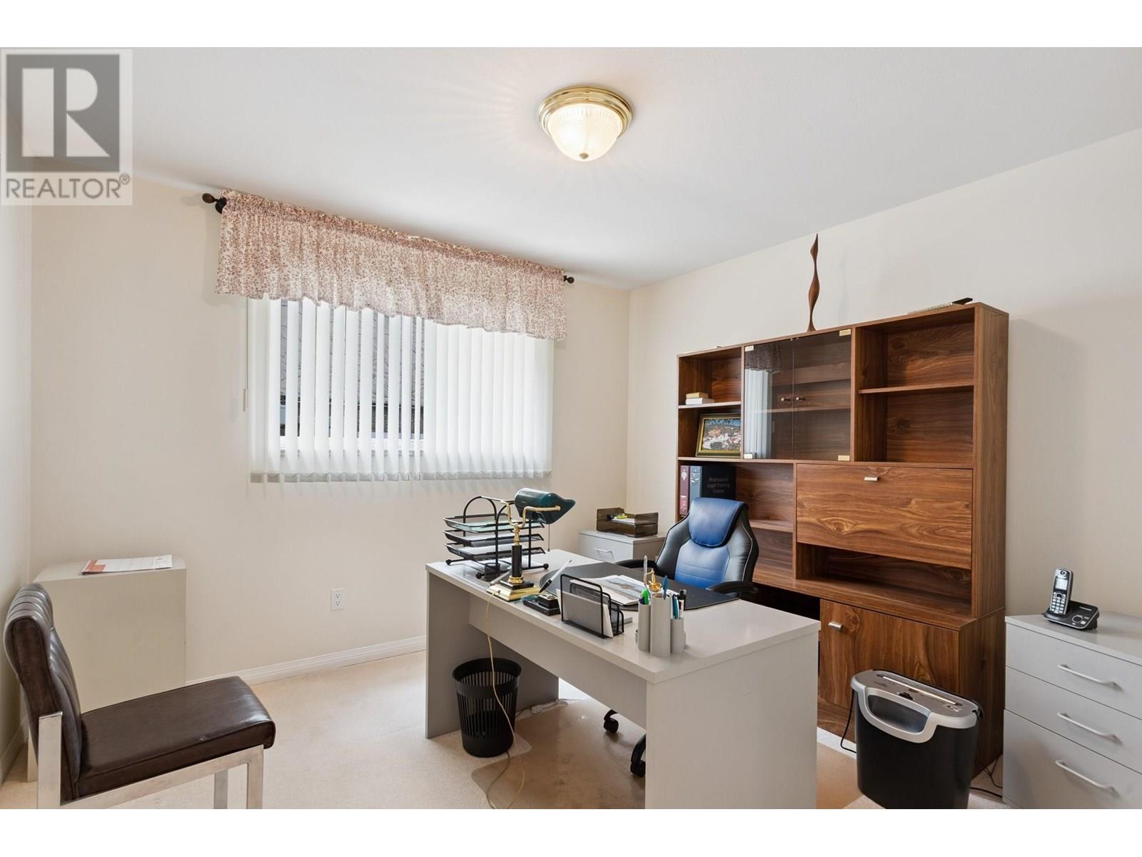 Photo 31 of 5889 Neville Street, Burnaby BC