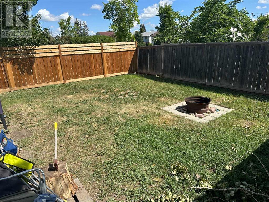 Photo 3 of 10802 102 Street, Grande Prairie AB