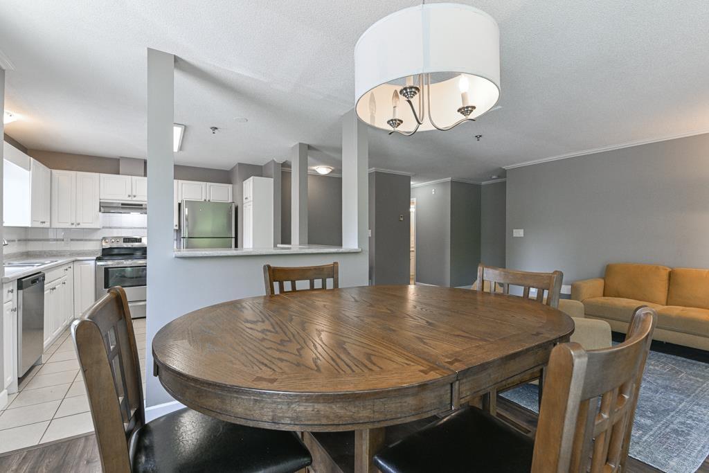 Photo 17 of 211 33688 King Road, Abbotsford BC