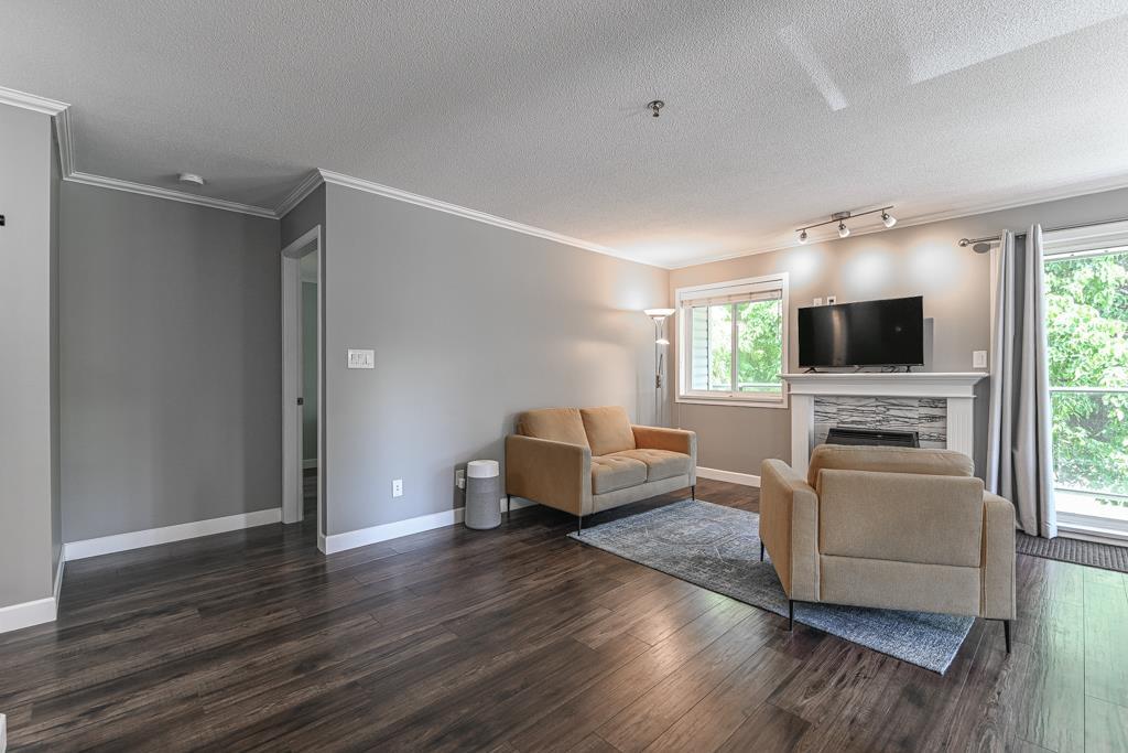 Photo 16 of 211 33688 King Road, Abbotsford BC