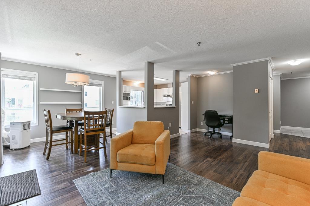 Photo 7 of 211 33688 King Road, Abbotsford BC