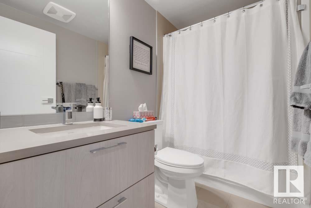 Photo 10 of 2501 10180 103 St Nw, Edmonton AB