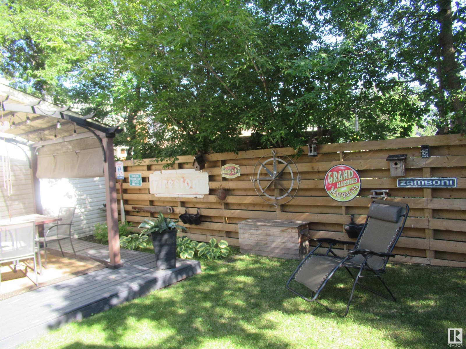 Photo 24 of 11435 63 St Nw, Edmonton AB