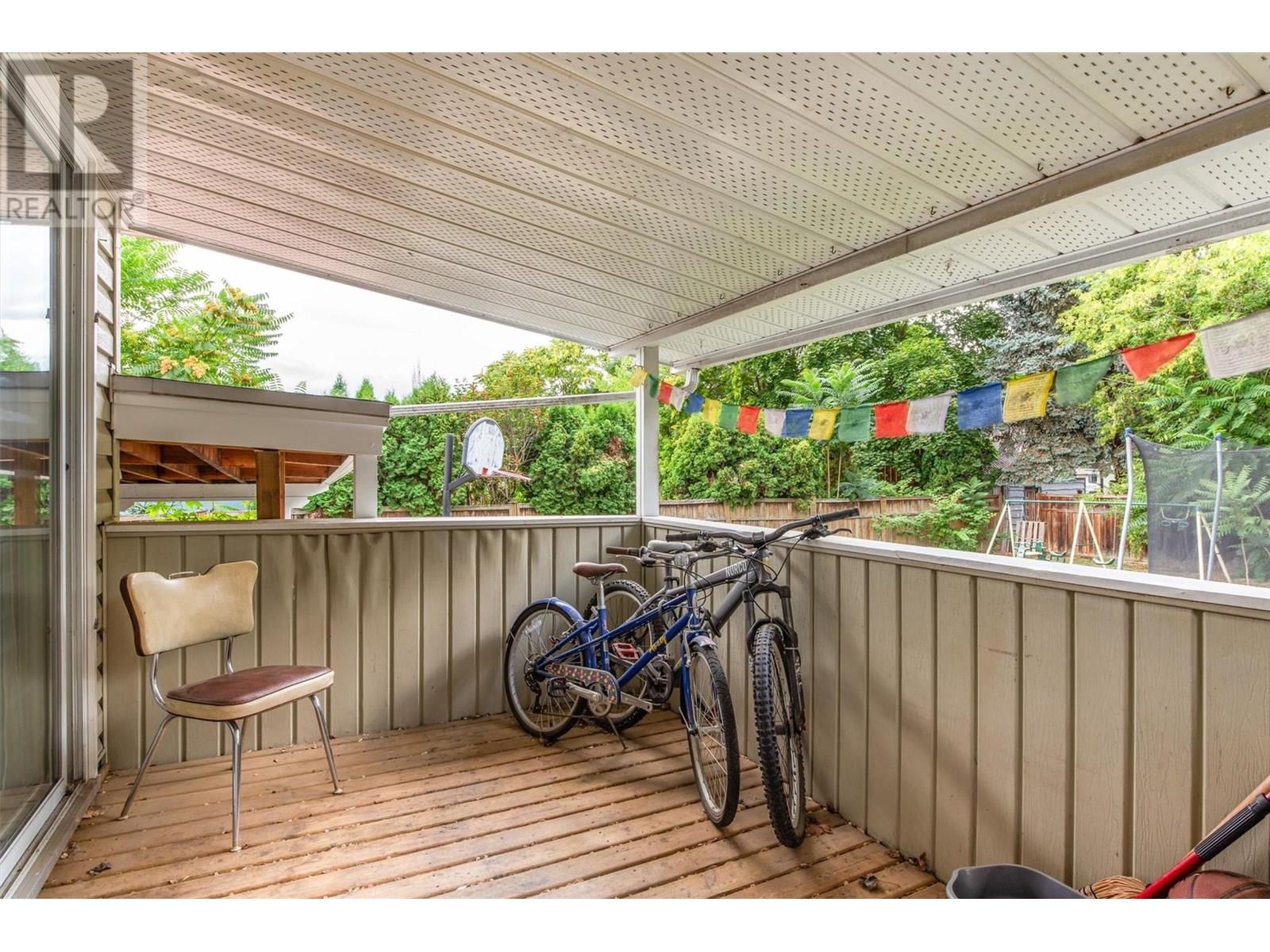  184 Snowsell Street North, Kelowna