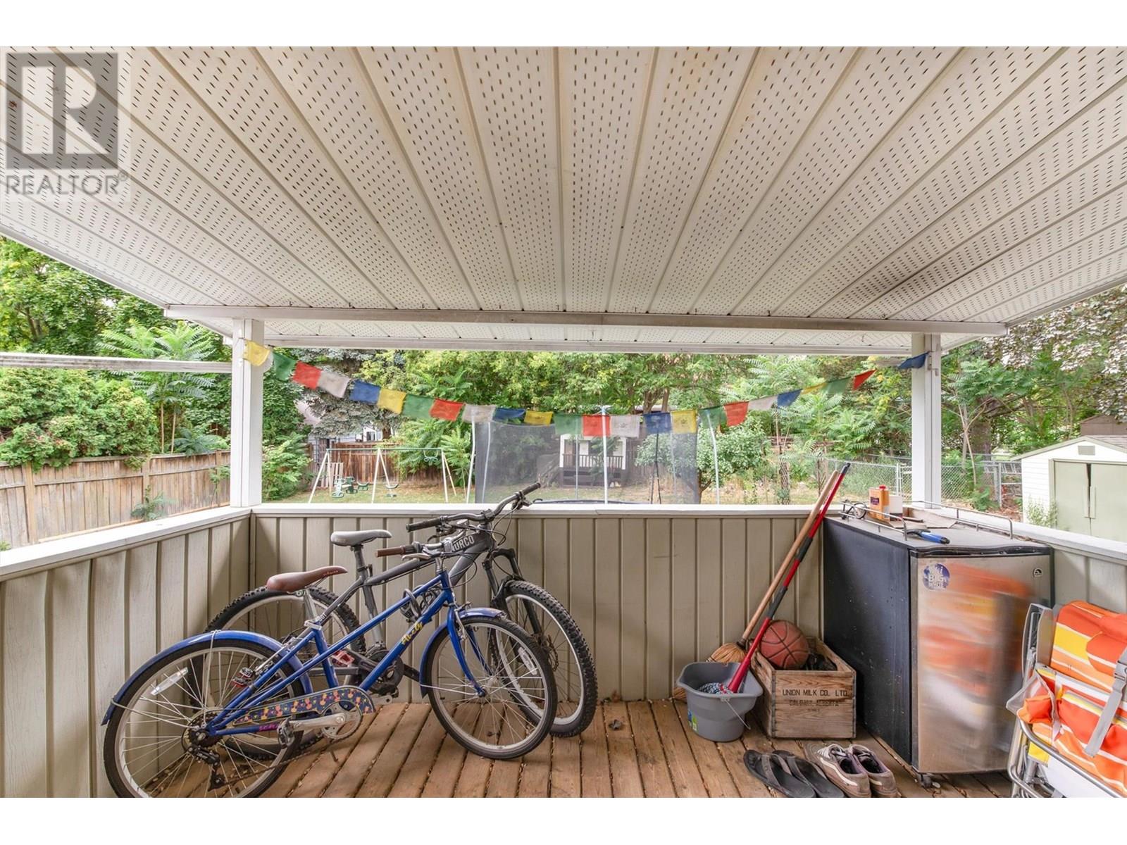  184 Snowsell Street North, Kelowna