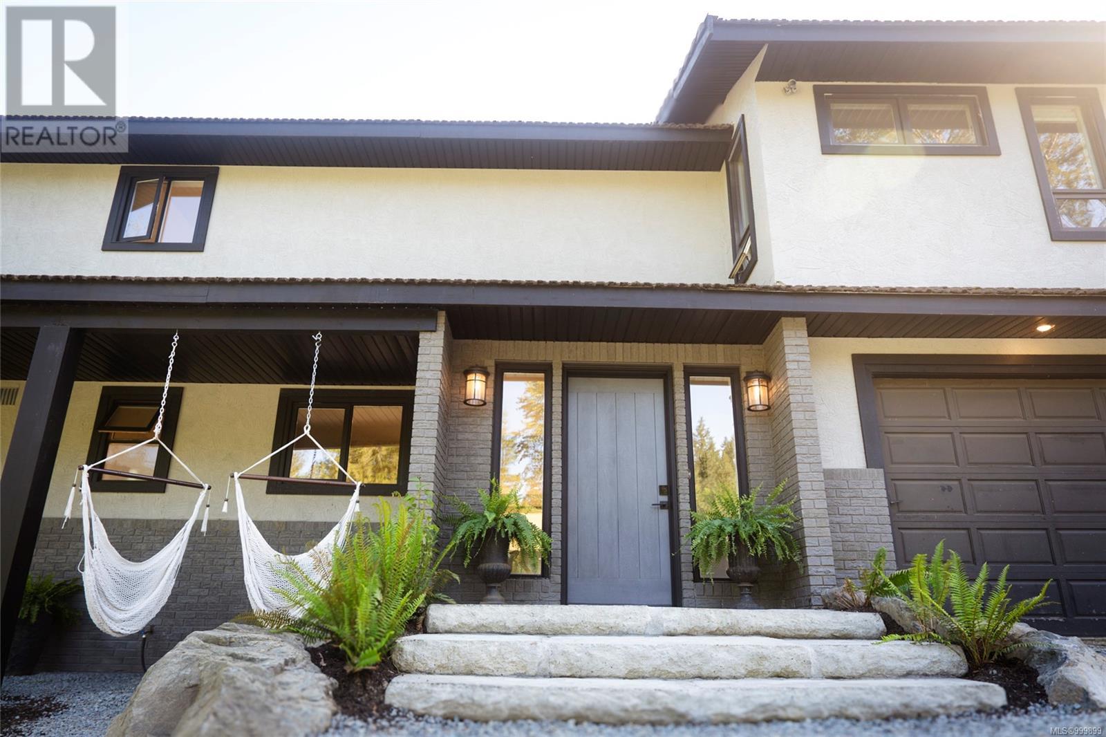 6866 Doumont Rd, Nanaimo