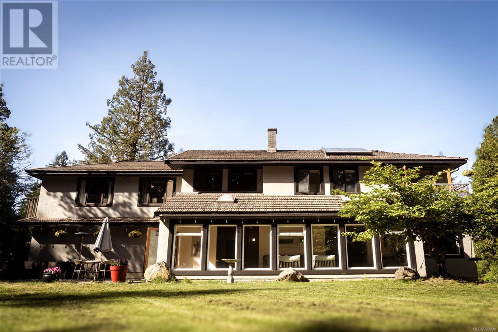 6866 Doumont Rd, Nanaimo