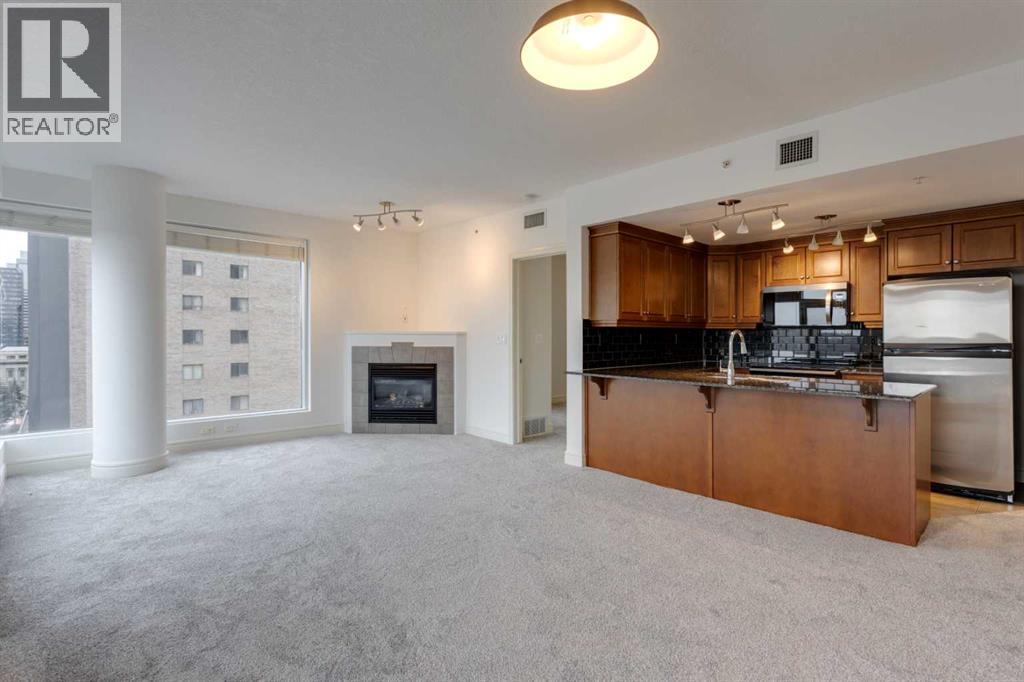 Single Family House for Sale in    Avenue SW Downtown Commercial Core Calgary 