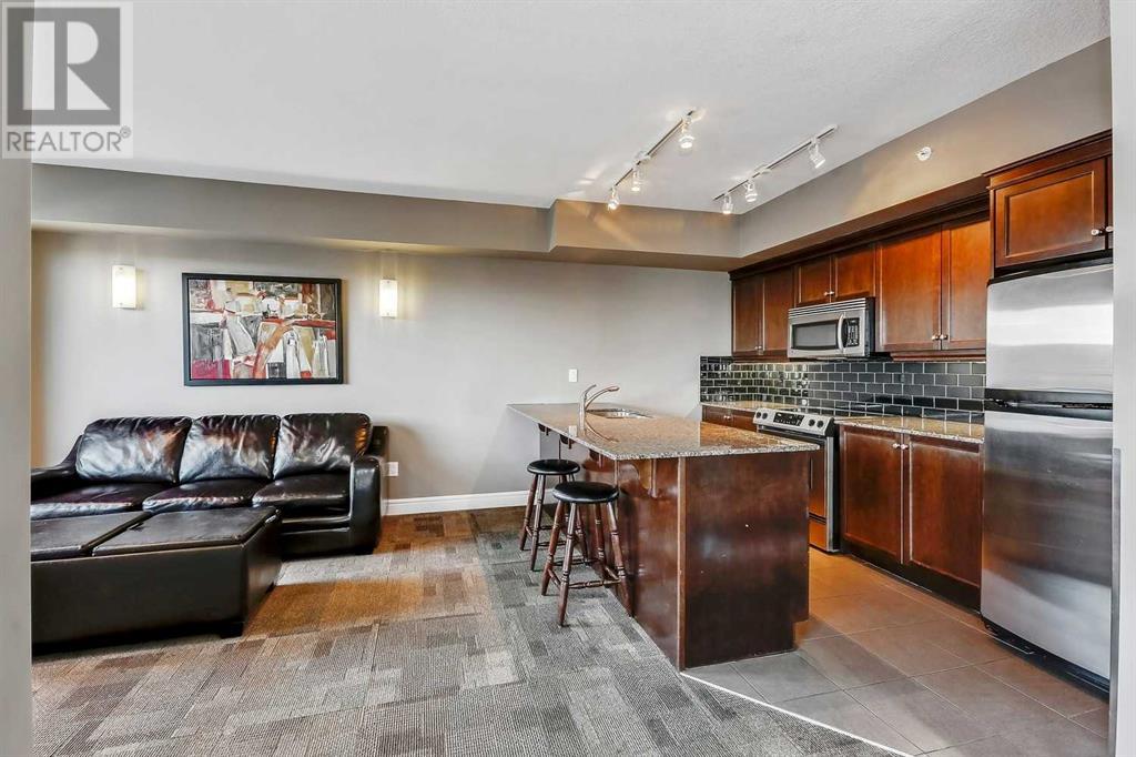 Single Family House for Sale in    Avenue SW Downtown Commercial Core Calgary 
