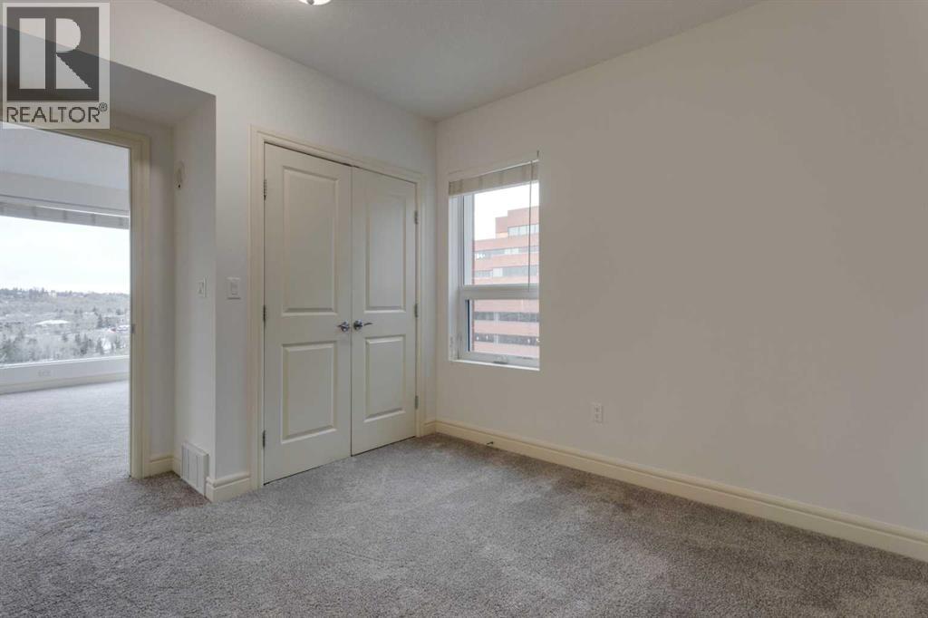 Single Family House for Sale in    Avenue SW Downtown Commercial Core Calgary 