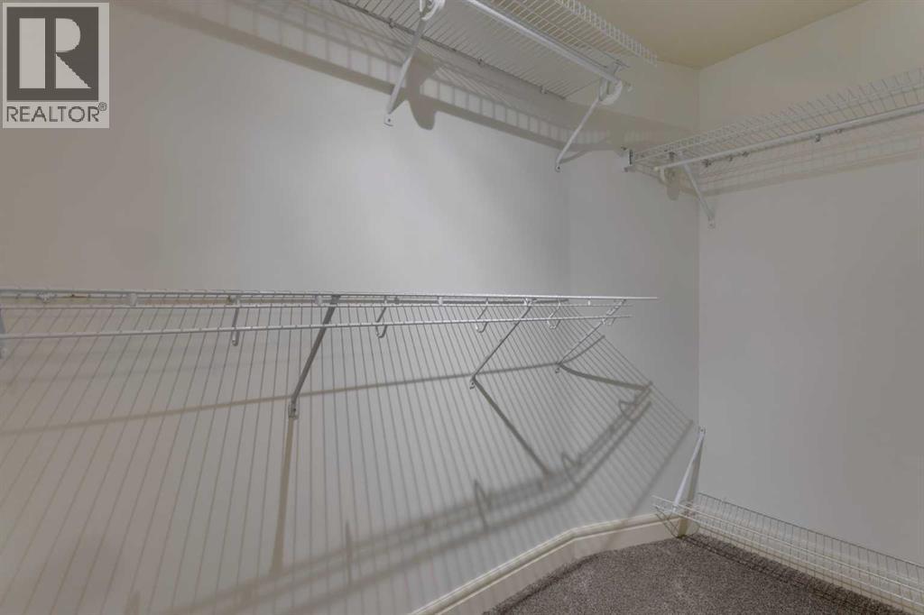 Single Family House for Sale in    Avenue SW Downtown Commercial Core Calgary 