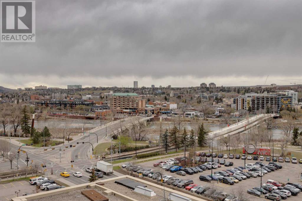 Single Family House for Sale in    Avenue SW Downtown Commercial Core Calgary 