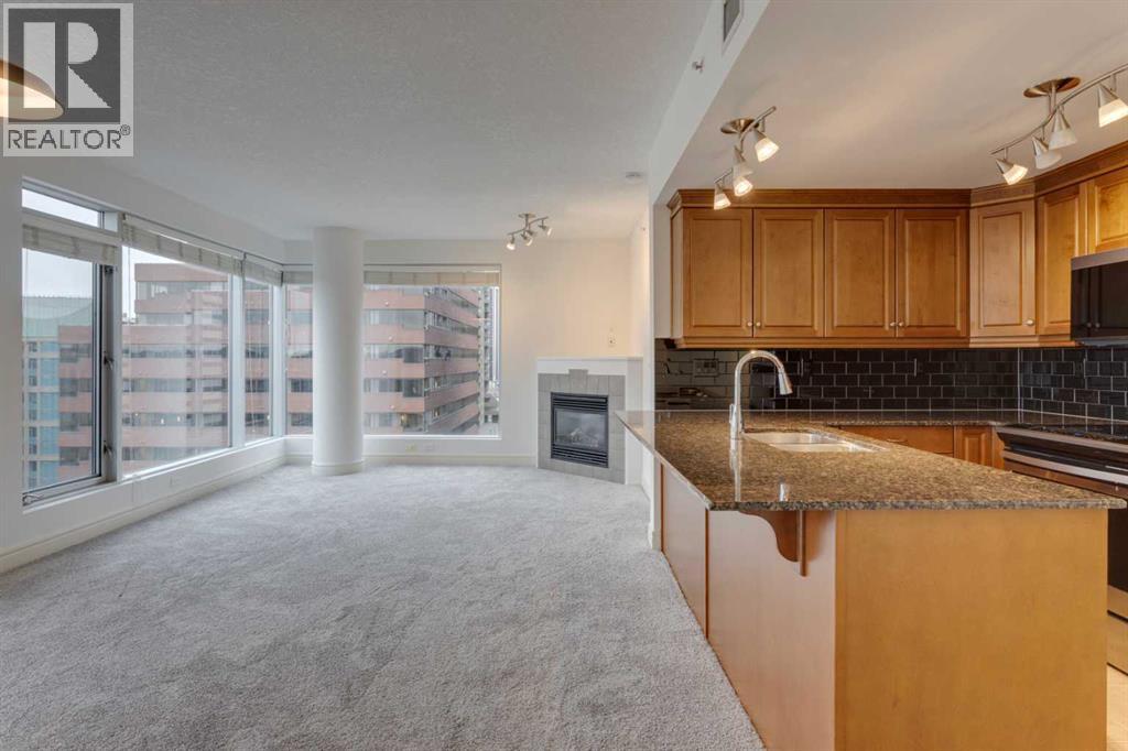 Single Family House for Sale in    Avenue SW Downtown Commercial Core Calgary 