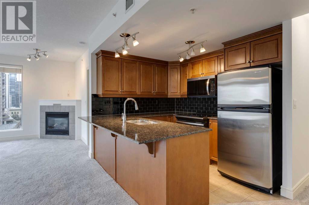 Single Family House for Sale in    Avenue SW Downtown Commercial Core Calgary 