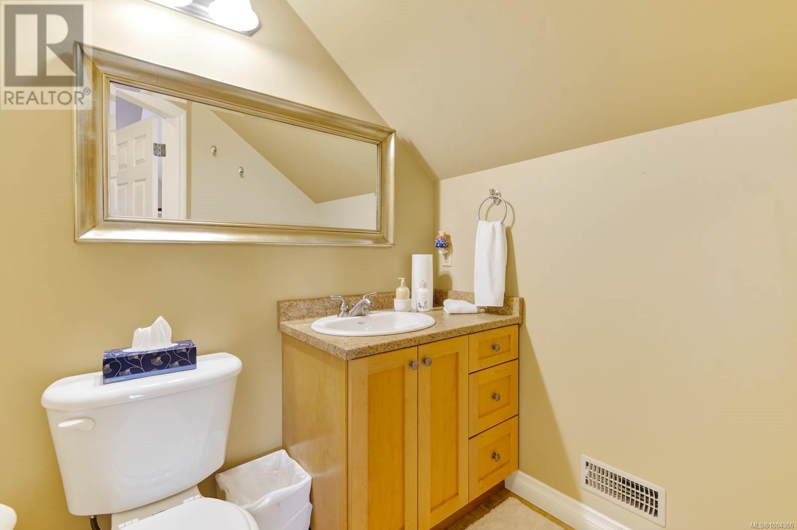 4256 Ravenhill Ave, Port Alberni