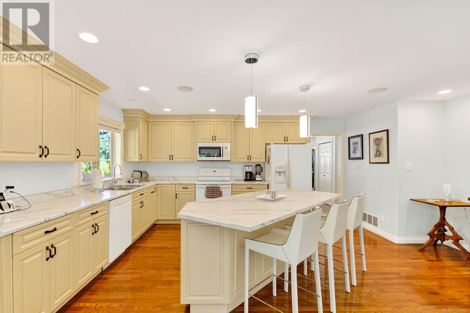 4256 Ravenhill Ave, Port Alberni