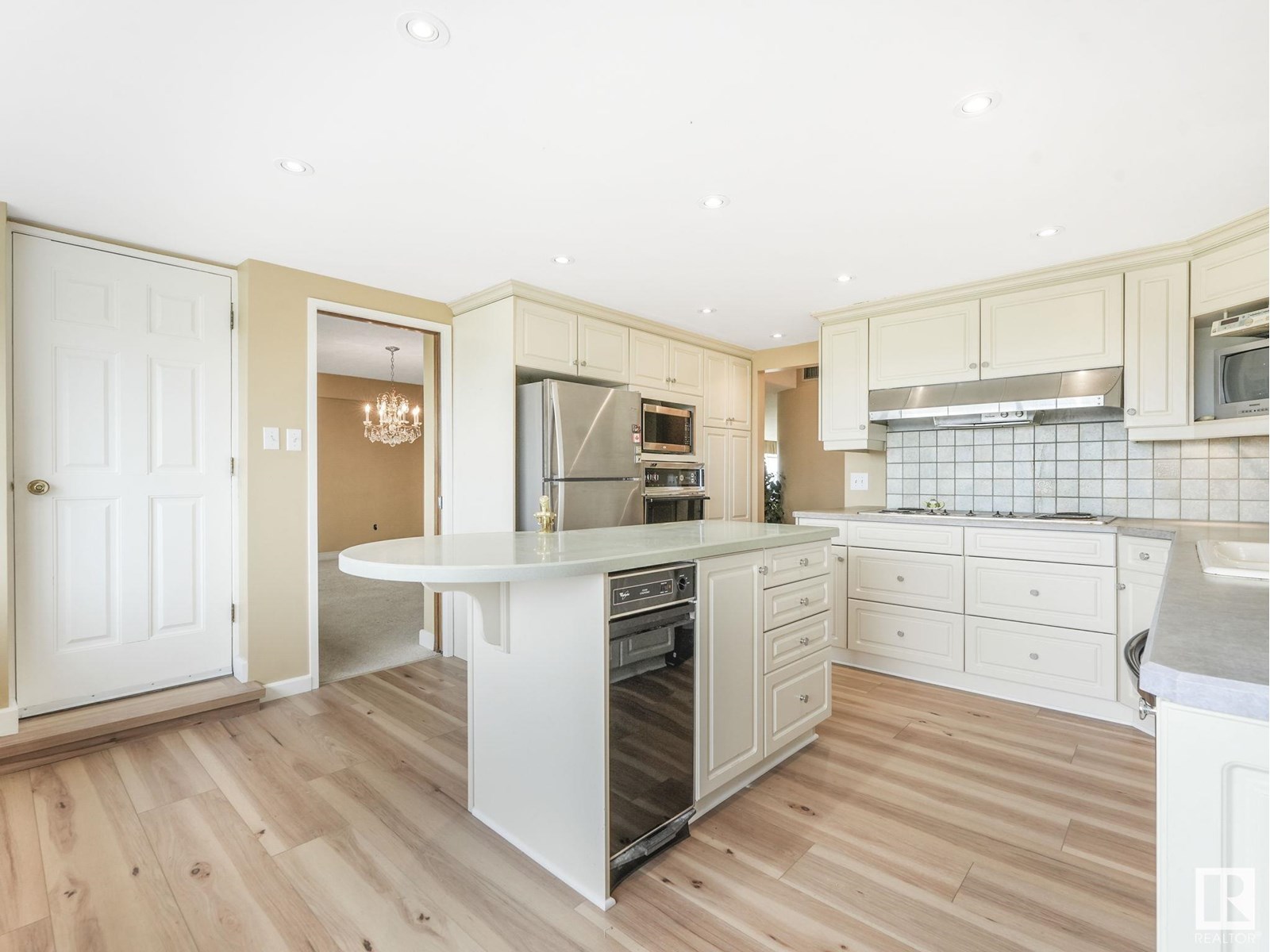 Photo 24 of 1902 9929 Saskatchewan Dr Nw, Edmonton AB